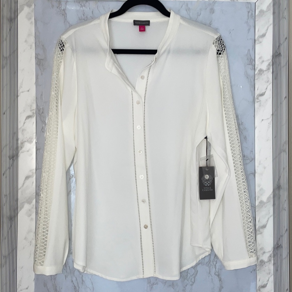 NWT Women’s Large Vince Camuto Pearl Ivory Blouse